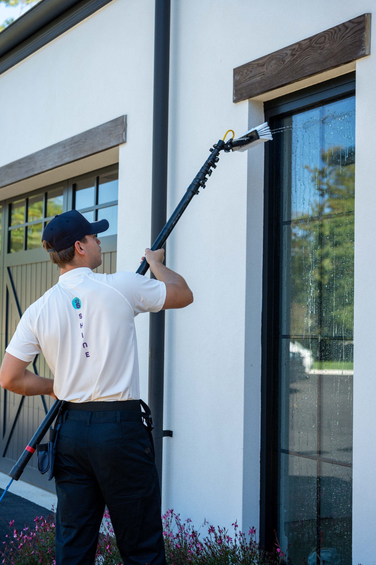 Shine Cleaning window cleaning work in Sydney 11